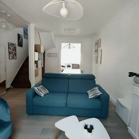 Дом отдыха Maison Amienoise Avec Terrasse Et Jardinet Амьен