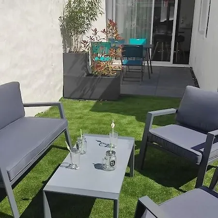 Maison Amienoise Avec Terrasse Et Jardinet Feriehus