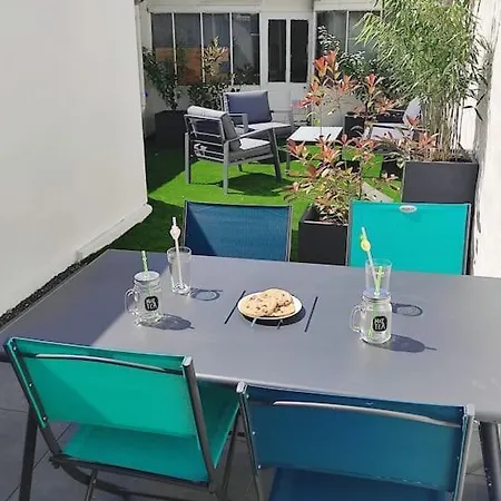 Maison Amienoise Avec Terrasse Et Jardinet *